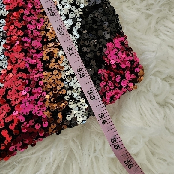 B. Darlin Long Sleeve Open Back Pattern Sequin Pull-On Dress. Size Small… - Picture 7 of 8